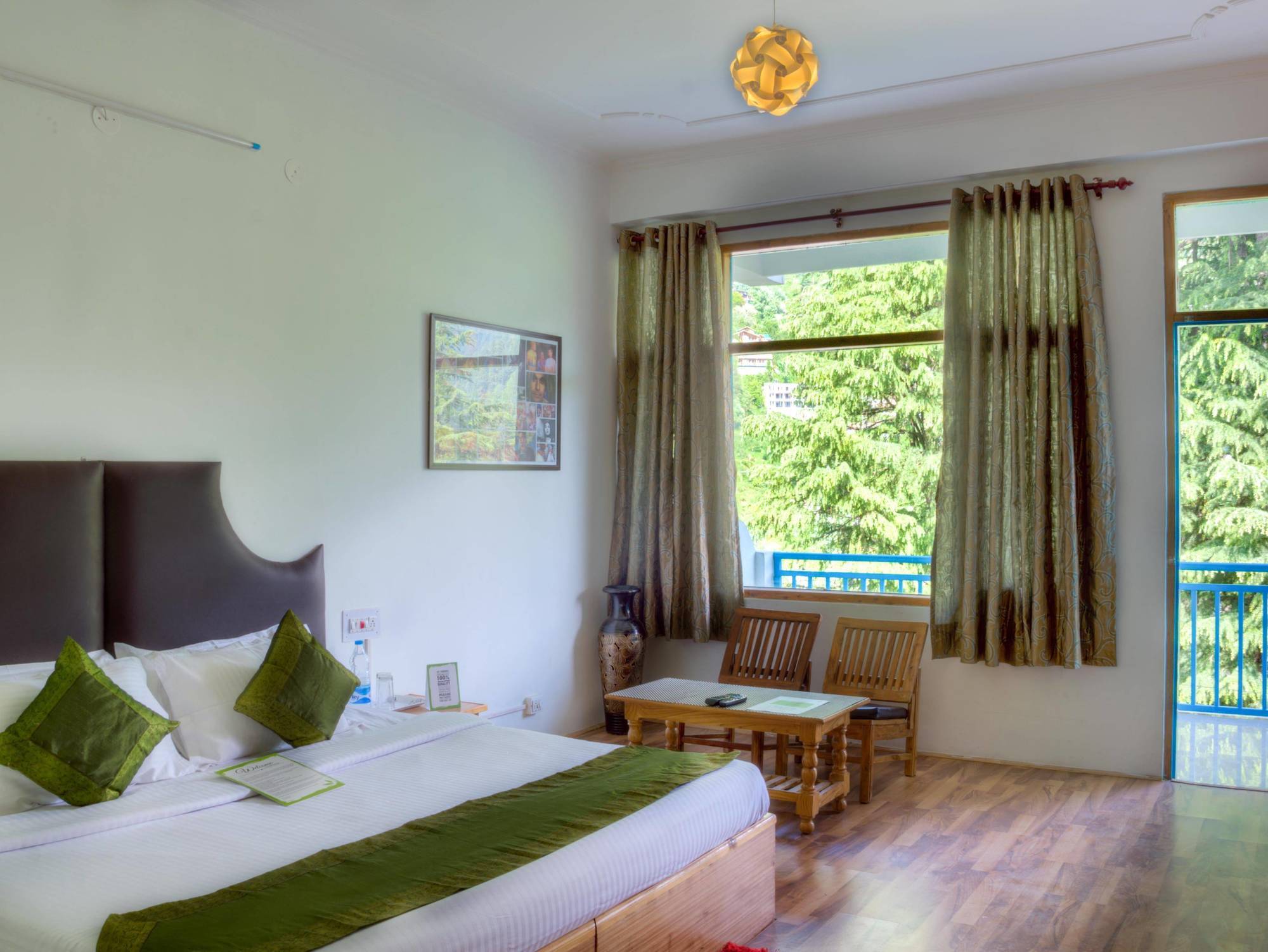Treebo Trend Celebriti Manali Hotel Vashist Exterior photo